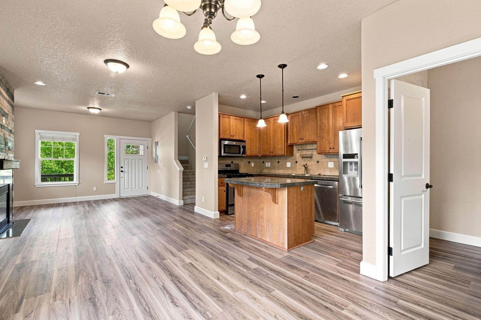 14174 Murren Way 12 of 43