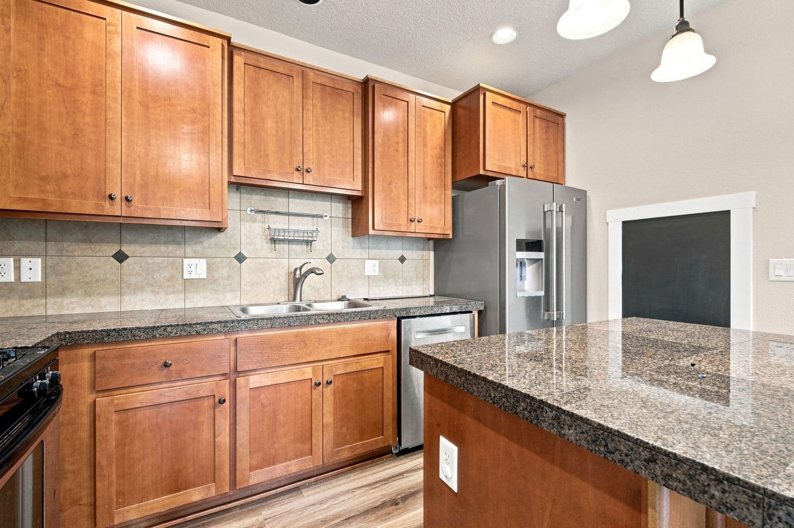 14174 Murren Way 9 of 43