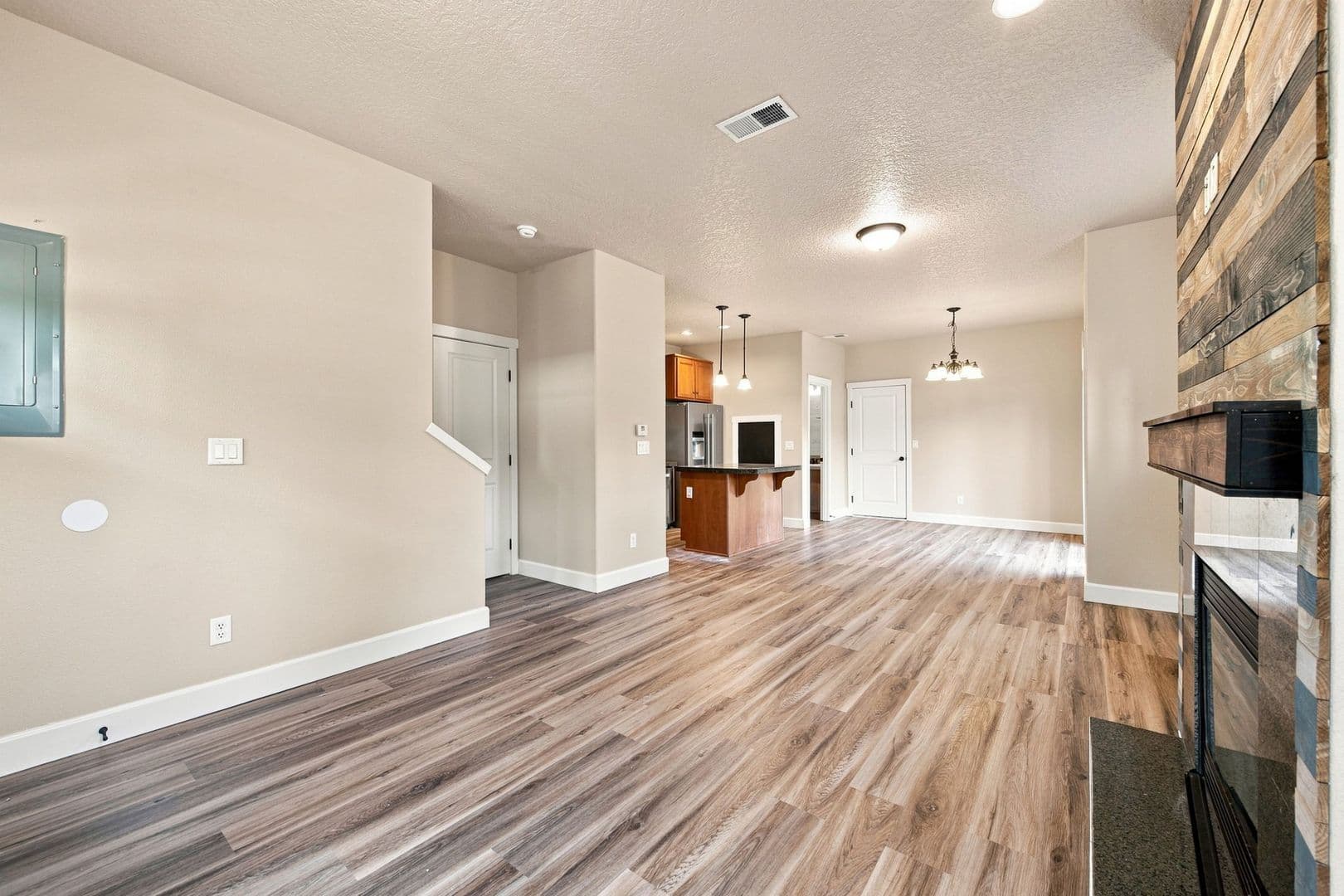 14174 Murren Way 16 of 43