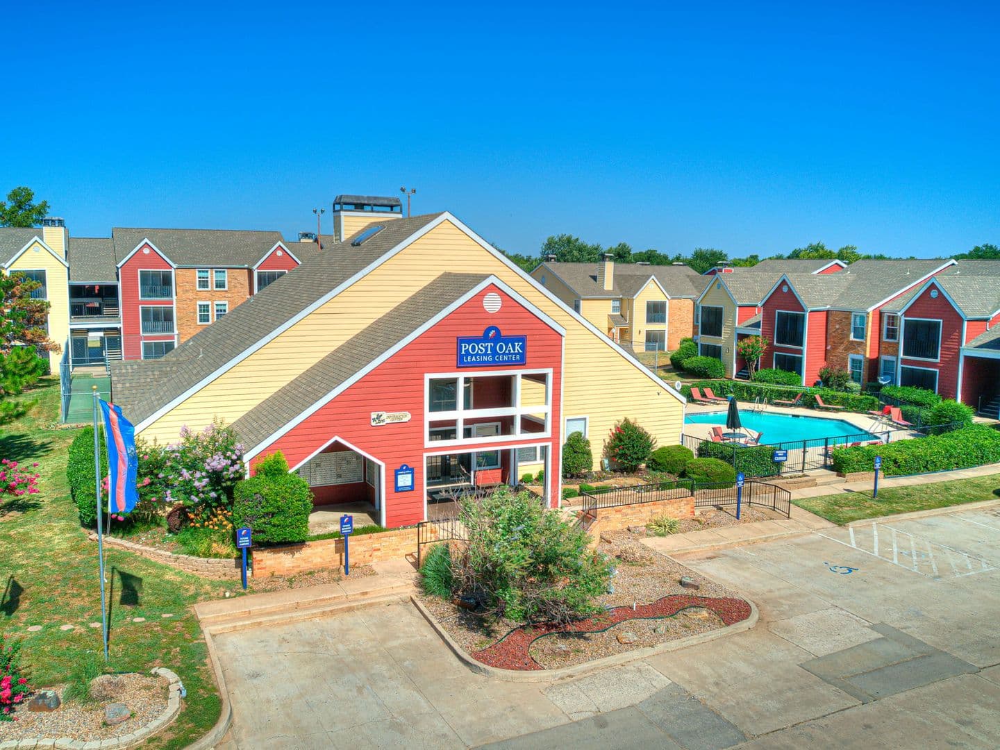 Post Oak Apartments 17 of 28