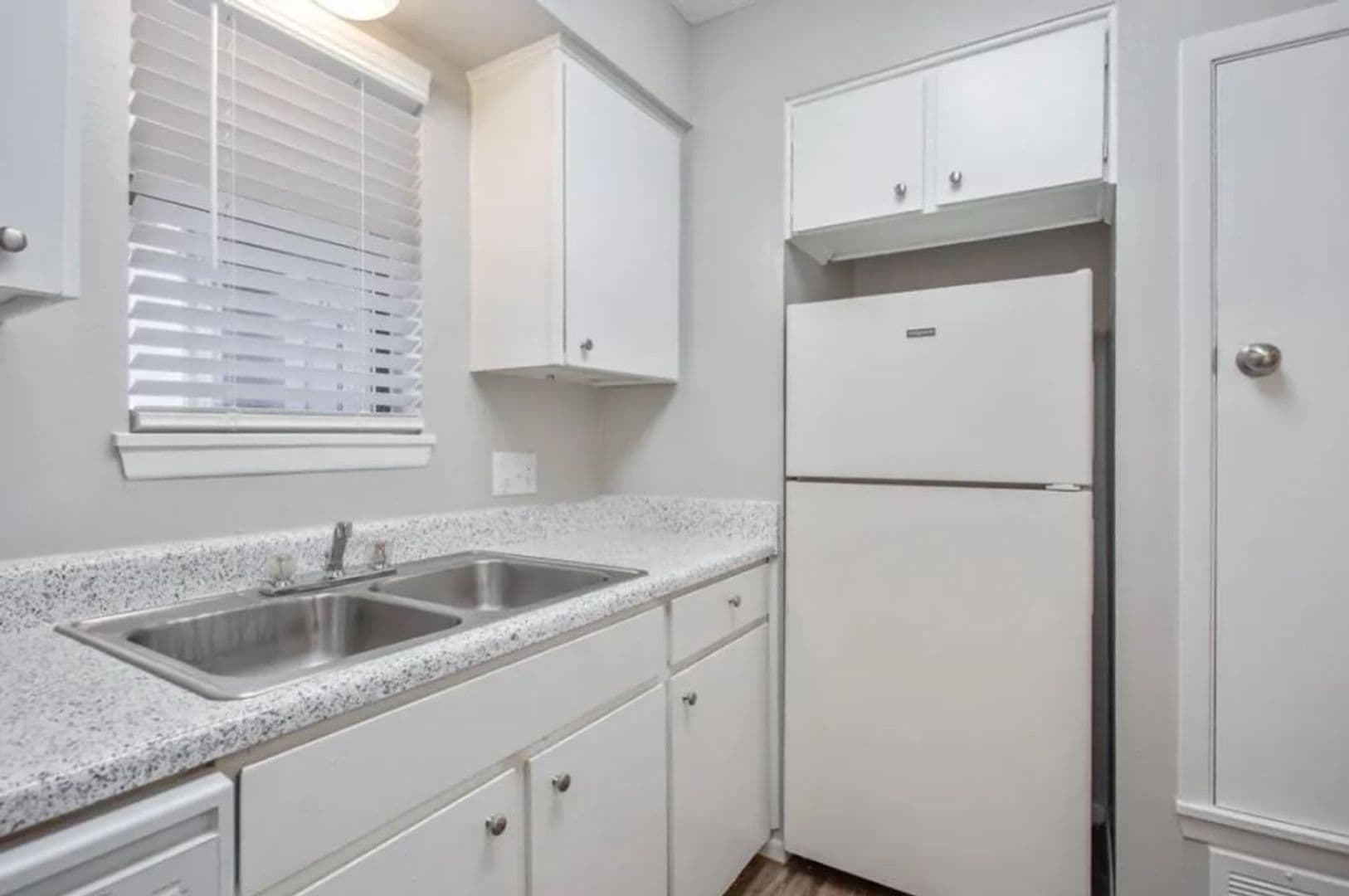 Radius Apartments 5 of 14