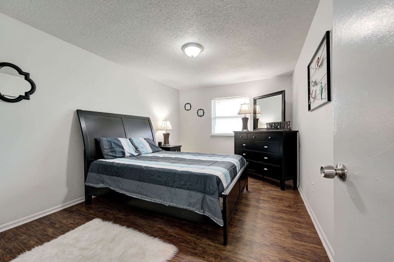 The Shelton Apartments 9 of 14