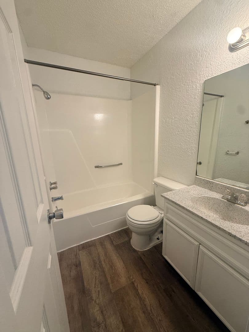 Alderview Apartments 6 of 21