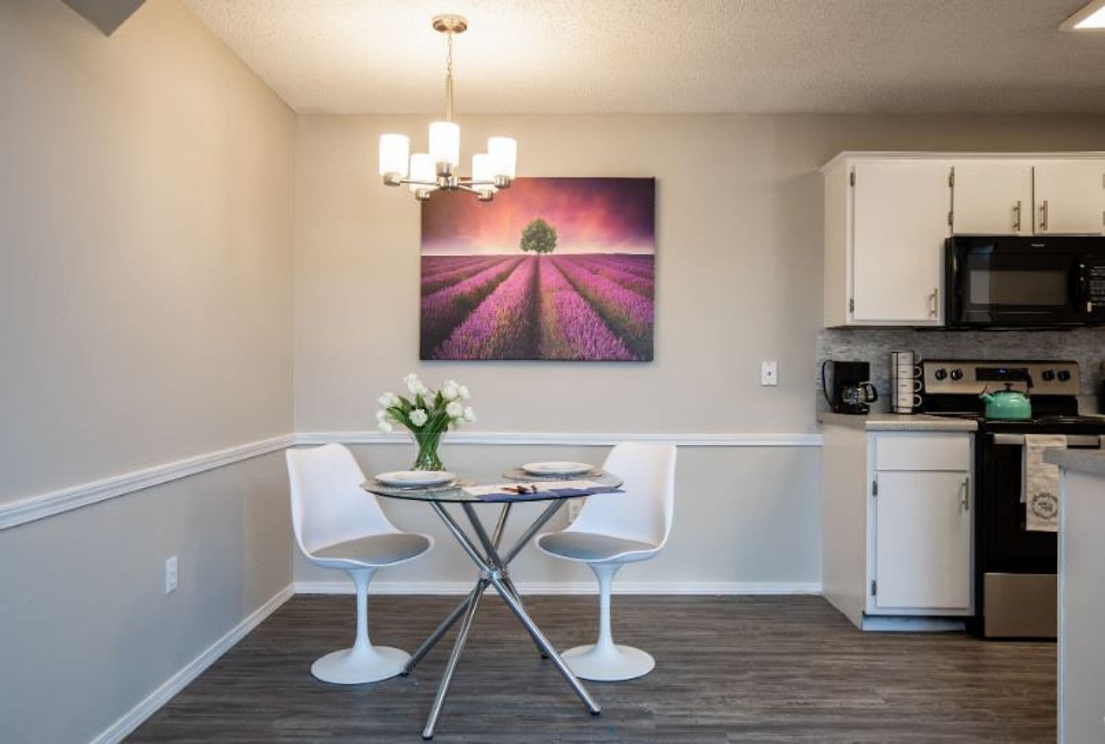 12th and Renaissance Apartments 4 of 14