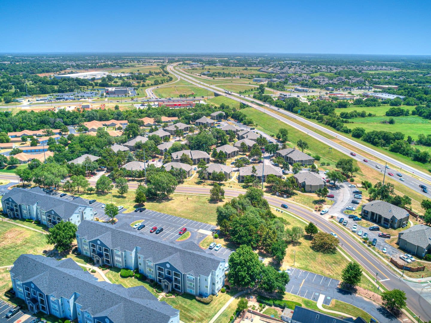 Hampton Woods Apartments 16 of 16