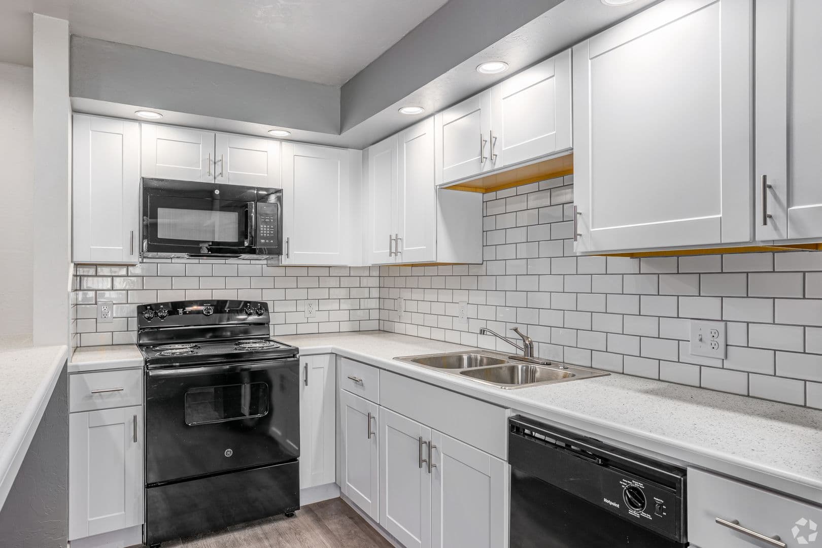 Aspen Place 1 of 24