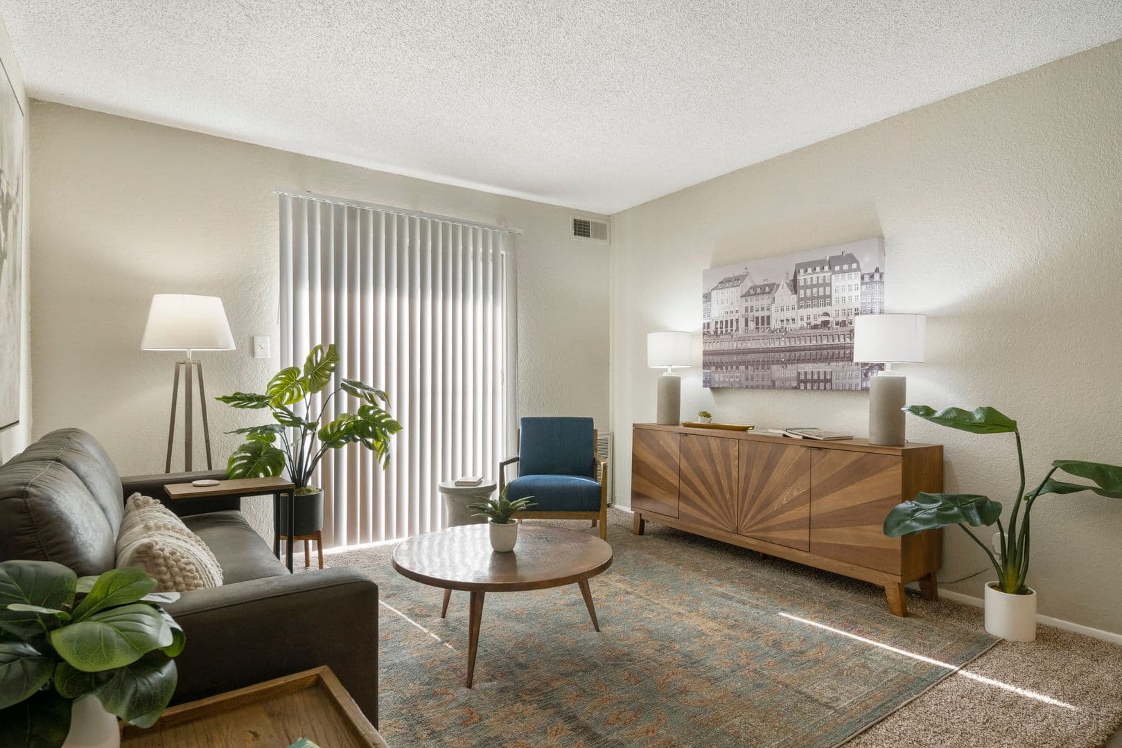 Harpers Lodge Apartments 3 of 14