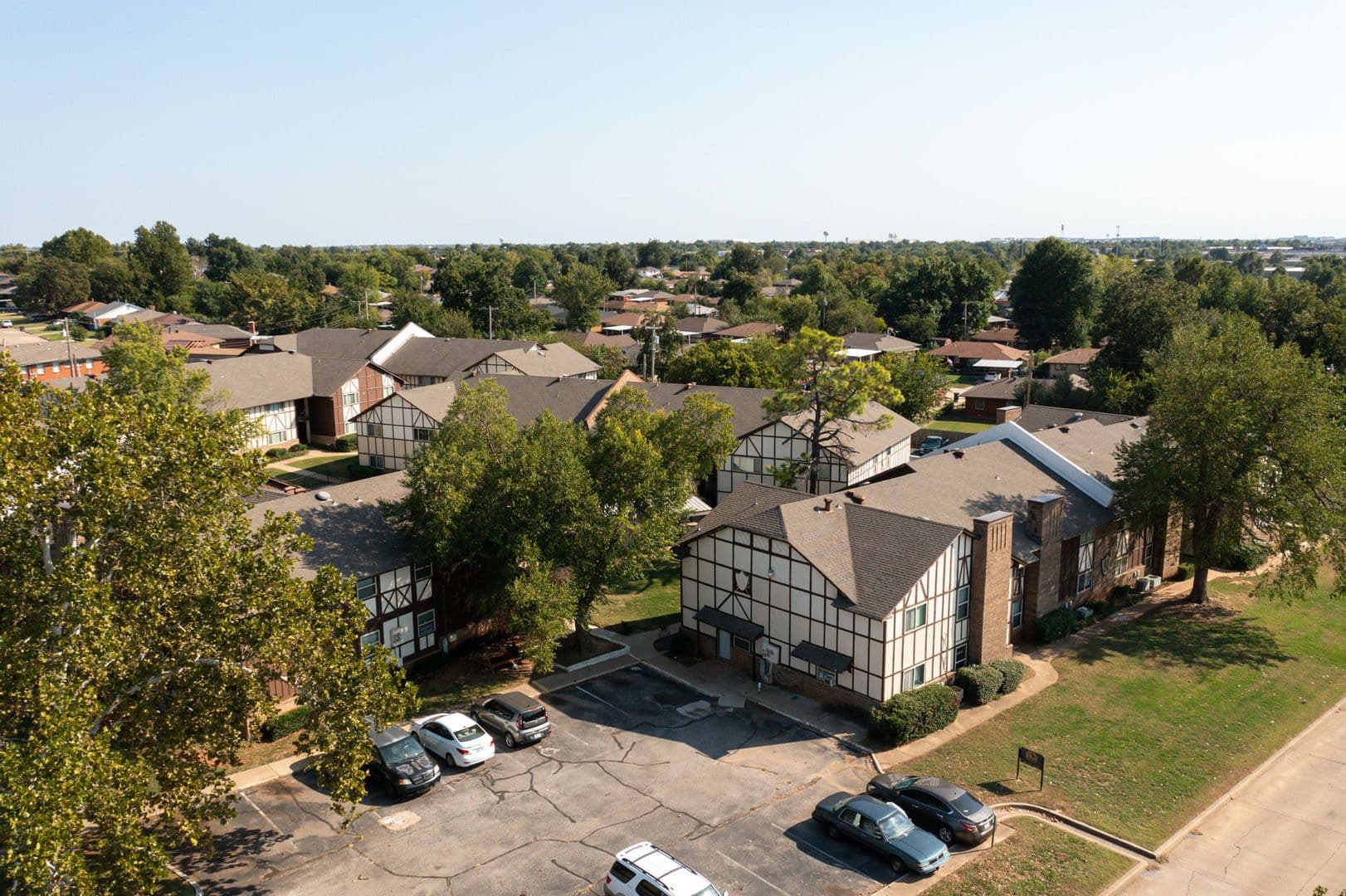 The Shelton Apartments 13 of 14