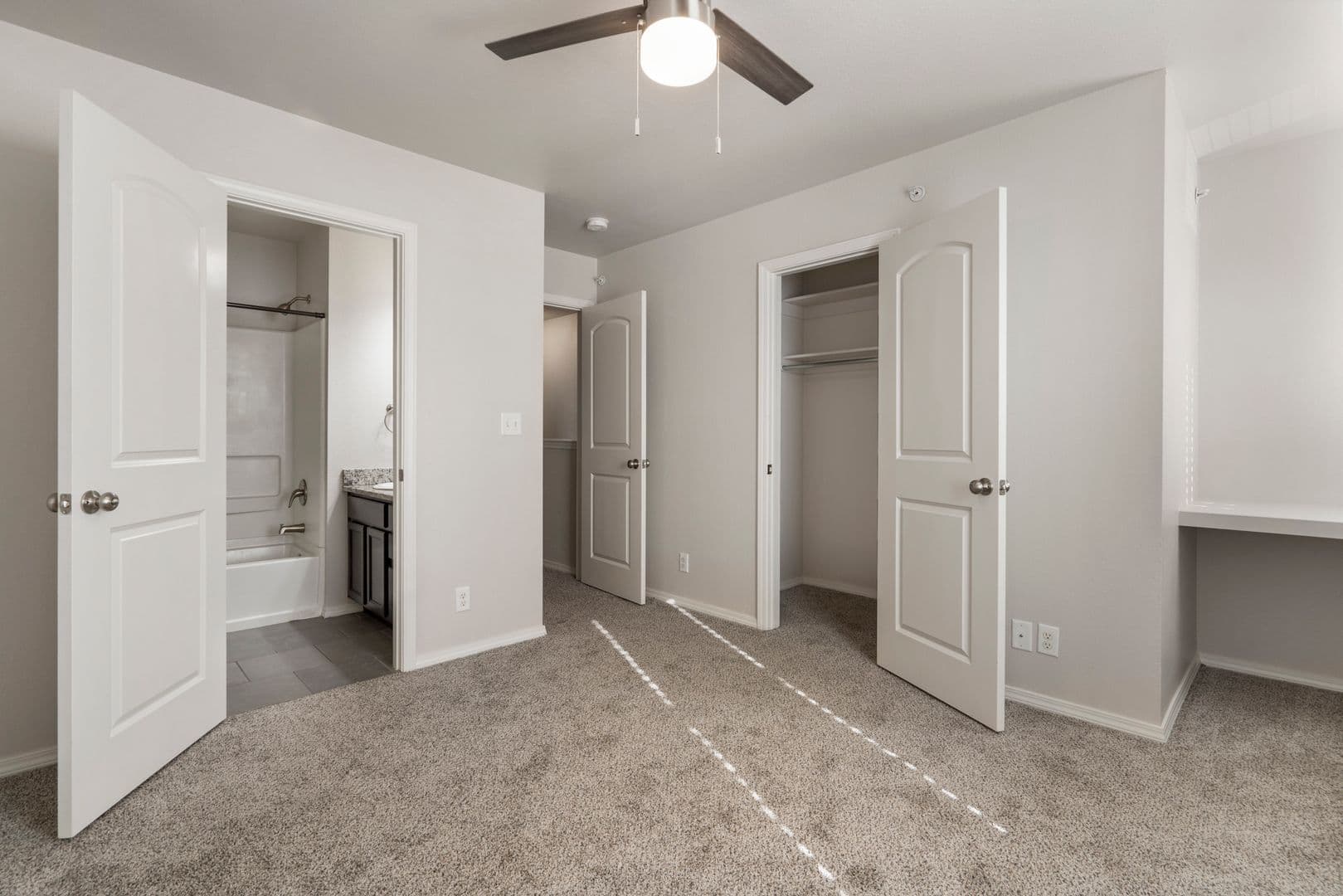 Pin Oak Townhomes 18 of 25