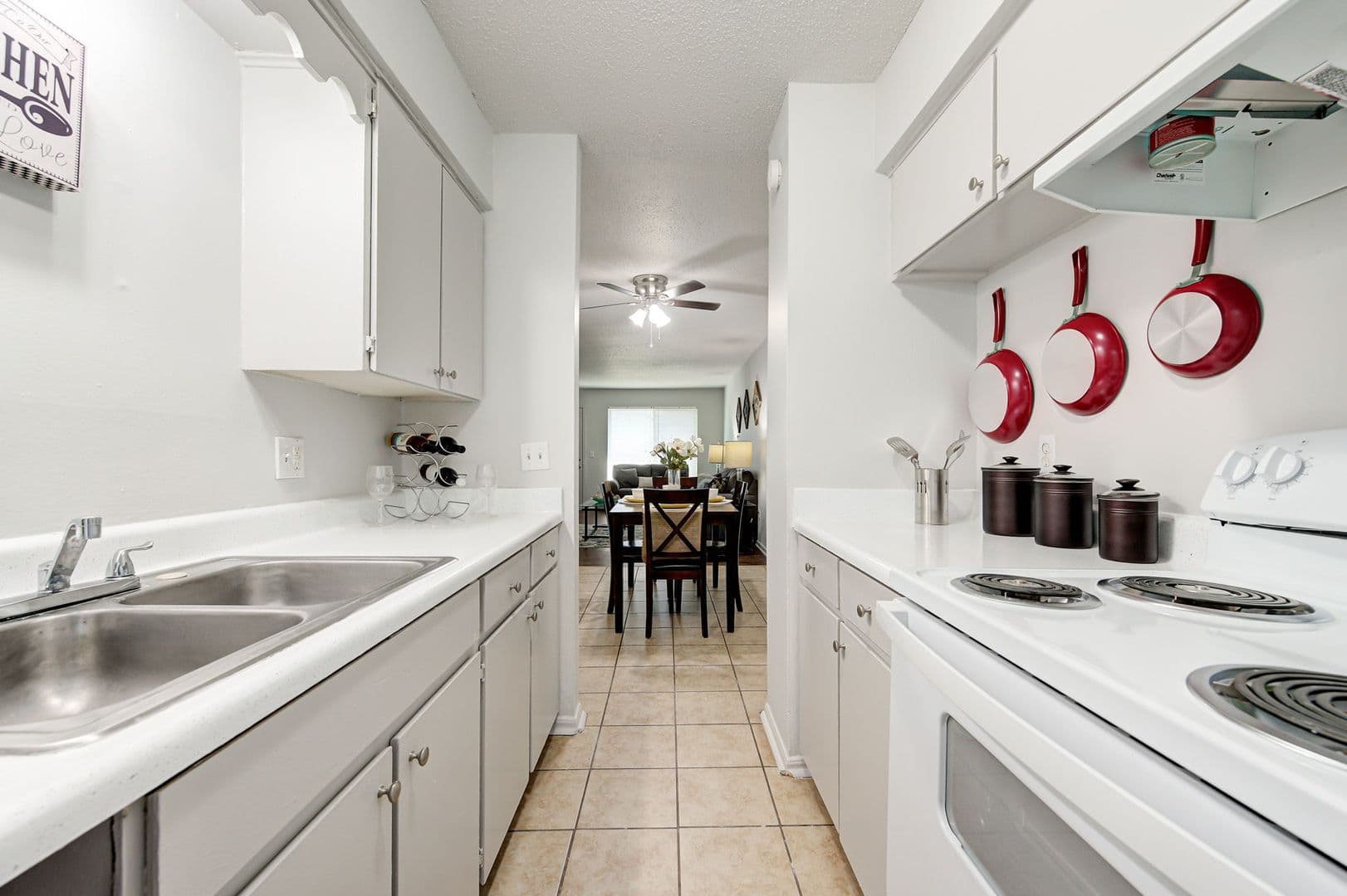 The Shelton Apartments 7 of 14