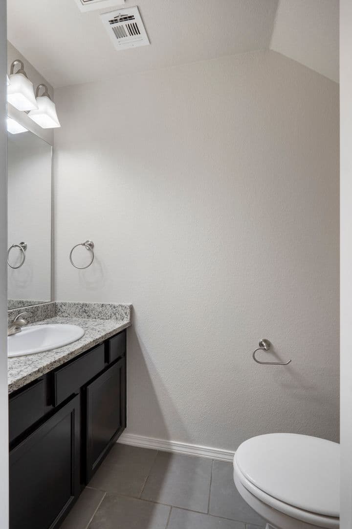 Pin Oak Townhomes 9 of 25