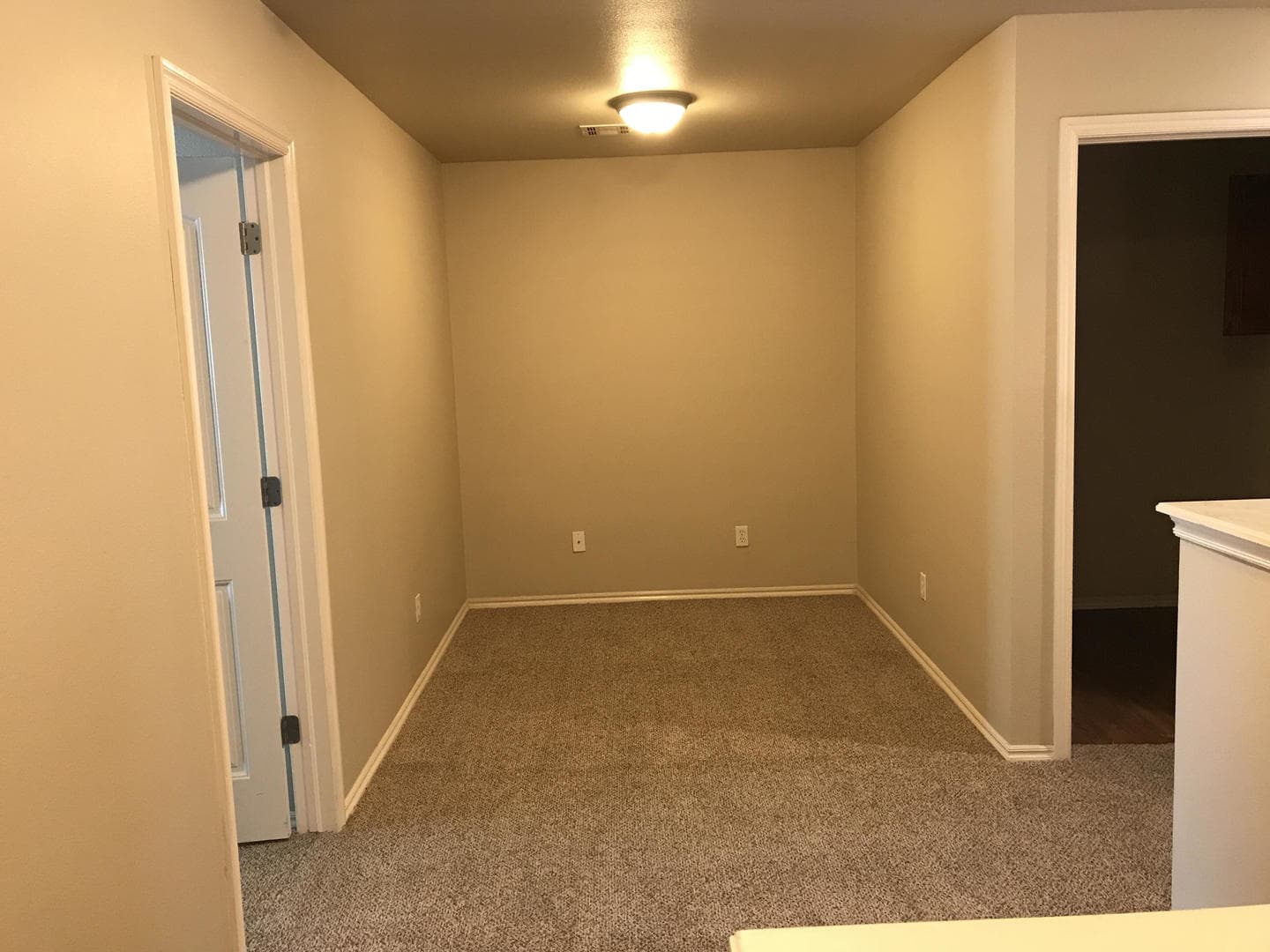Sydney Court Townhomes 12 of 15