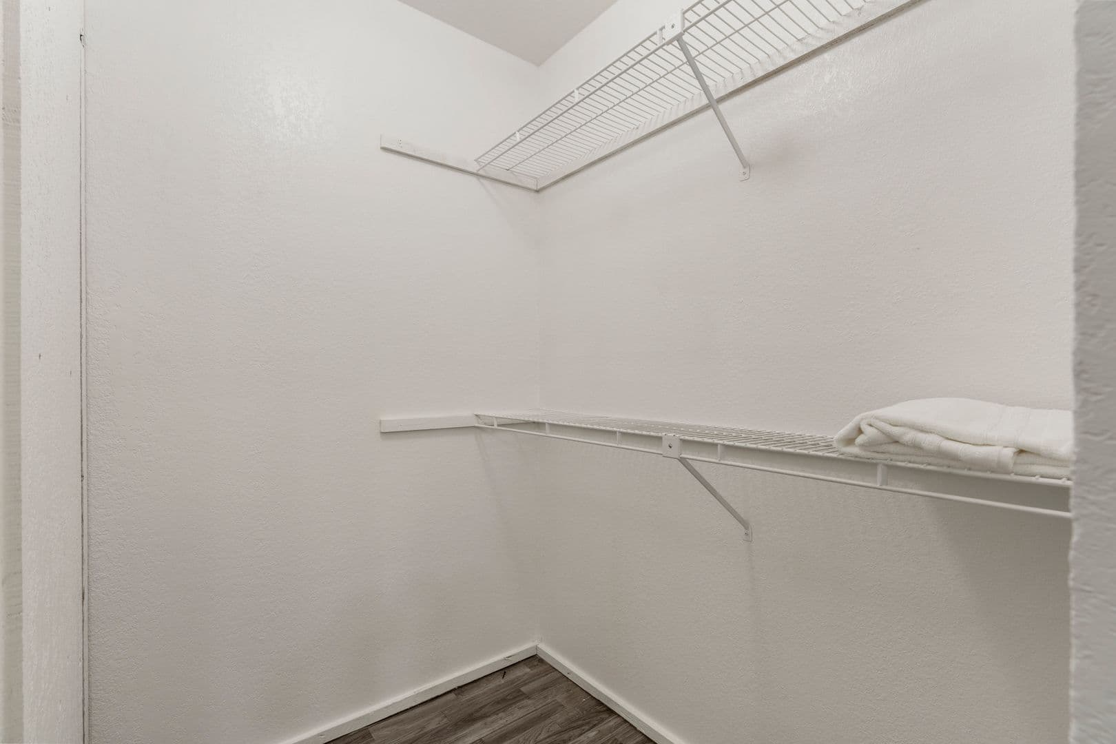 Hampton Woods Apartments 15 of 22