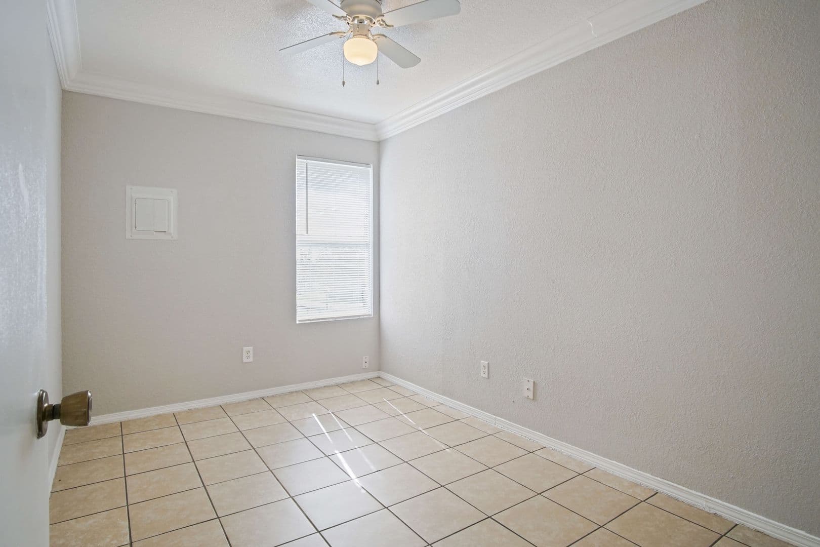 Meridian Place Apartments 9 of 16