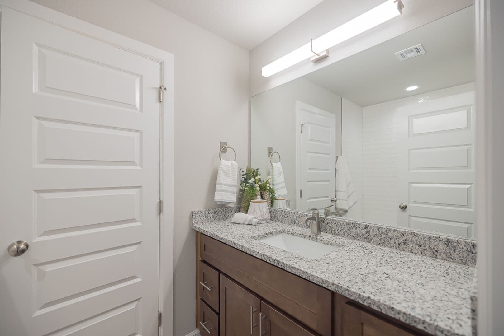 Oak Hill Townhomes 9 of 32