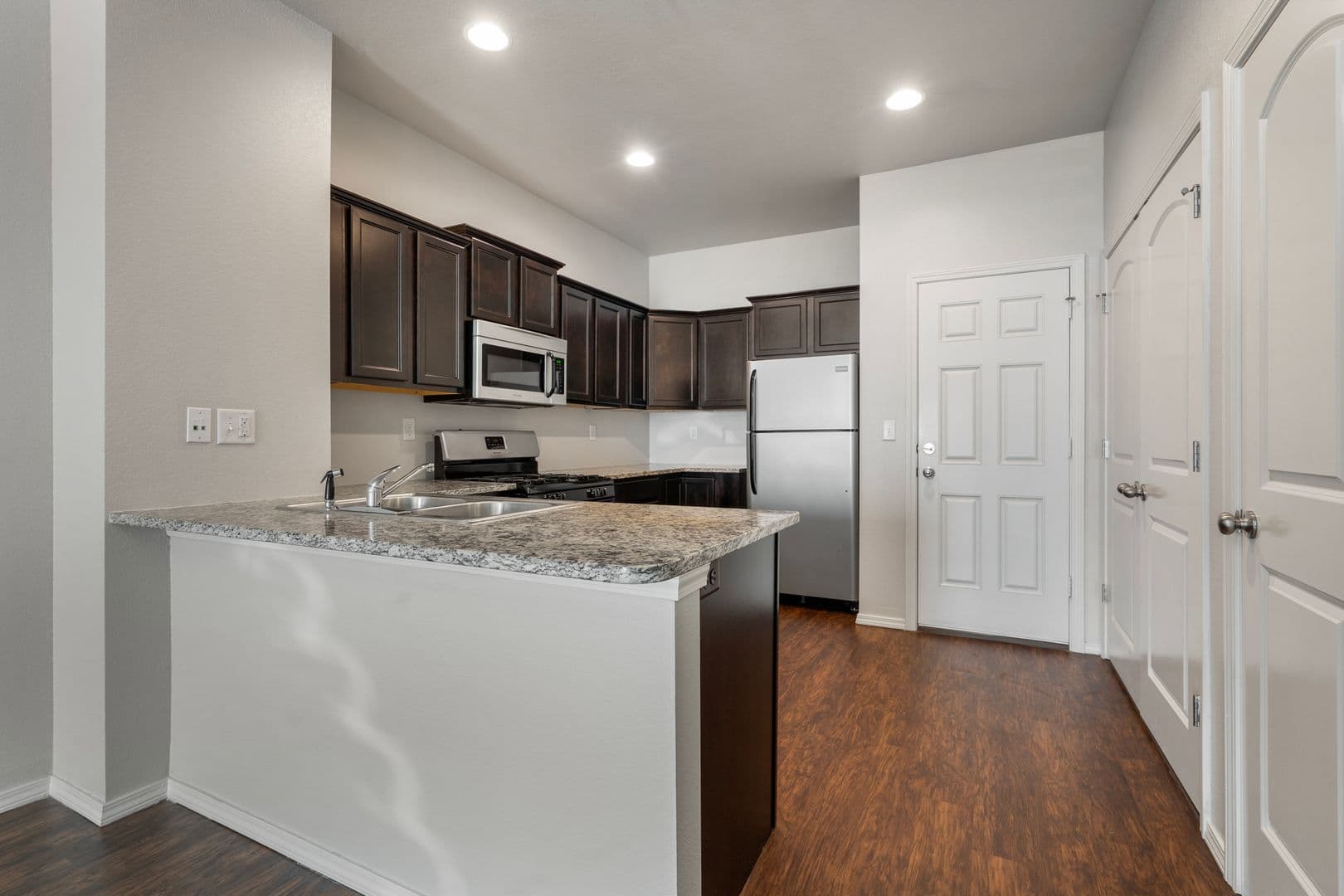 Pin Oak Townhomes 2 of 25