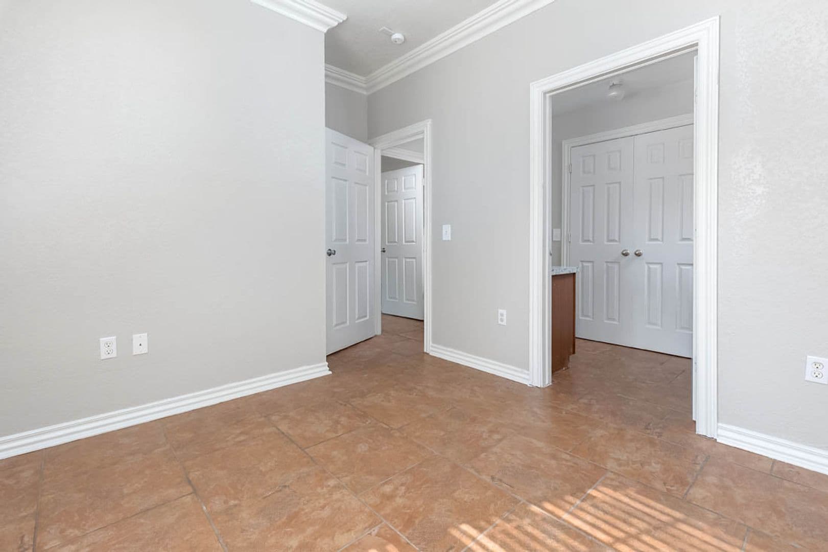 Meridian Place Apartments 12 of 21