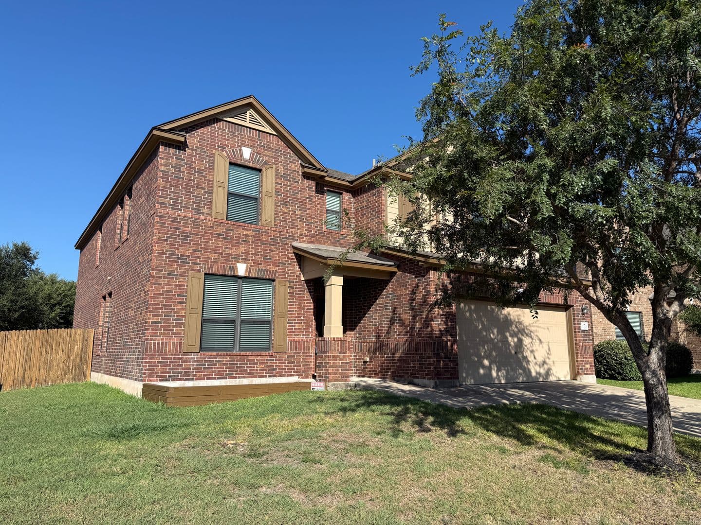 Annette's - 2250 Howry Dr - GTX 1 of 41