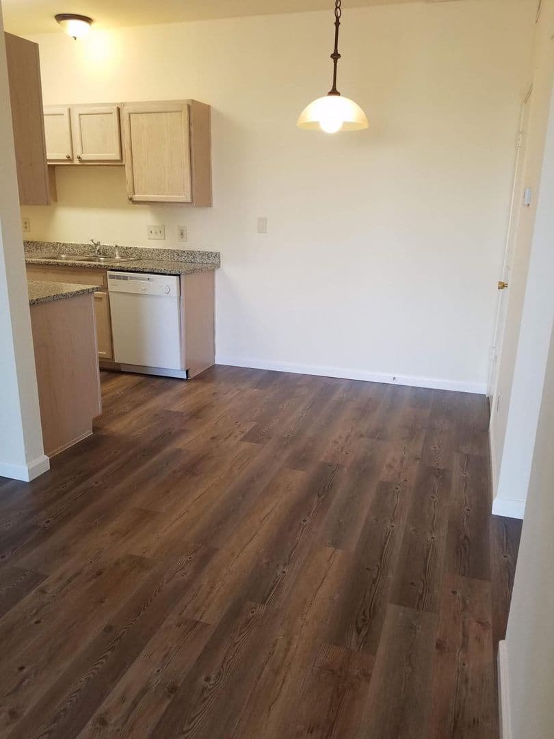 Westwood Townhomes 4 of 8