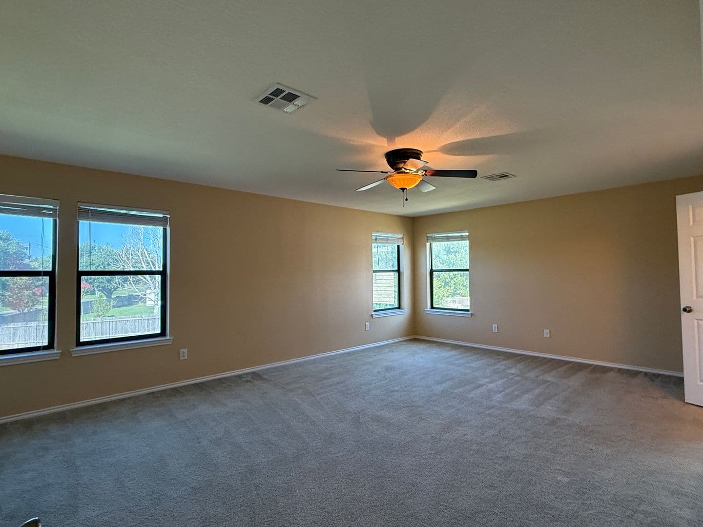 Annette's - 2250 Howry Dr - GTX 21 of 41
