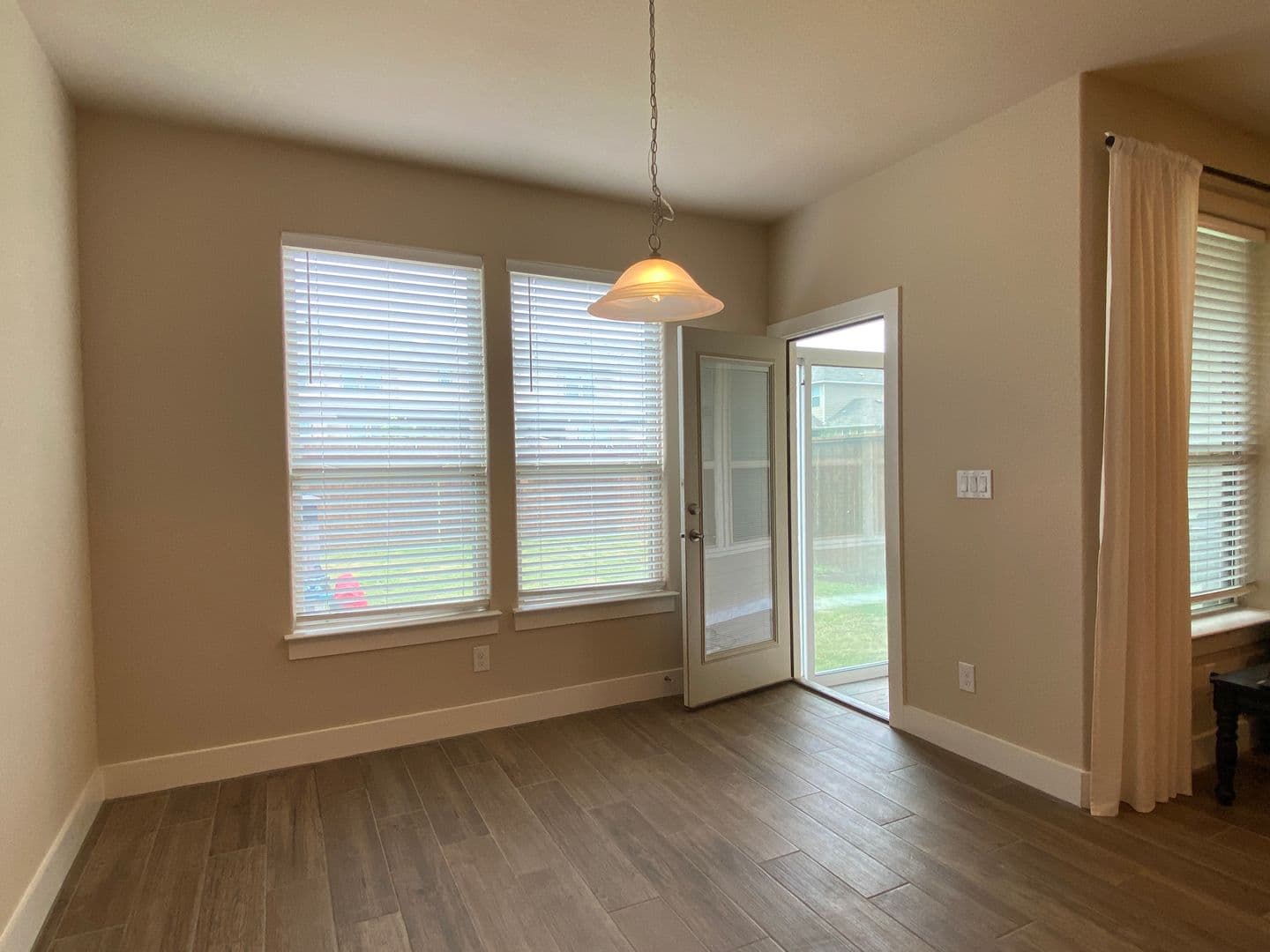 Annette - 351 Madison Oaks Dr GTX 12 of 36