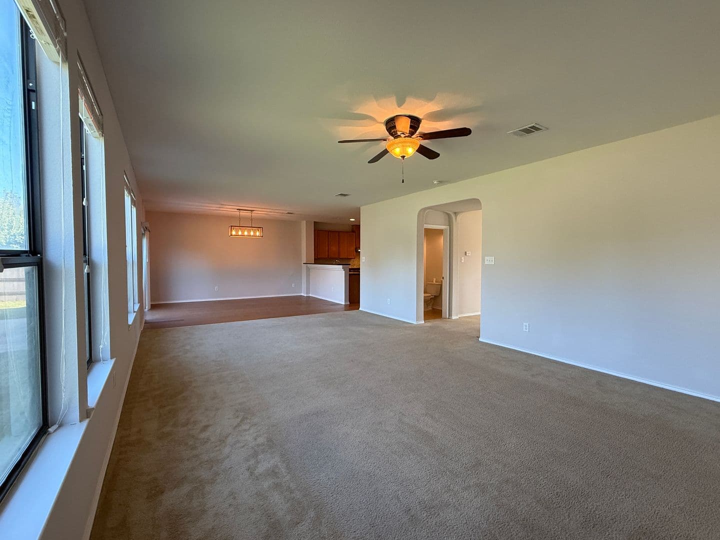 Annette's - 2250 Howry Dr - GTX 14 of 41