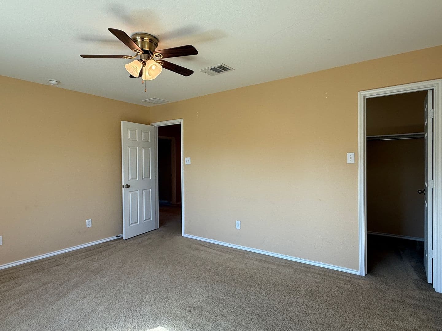 Annette's - 2250 Howry Dr - GTX 39 of 41