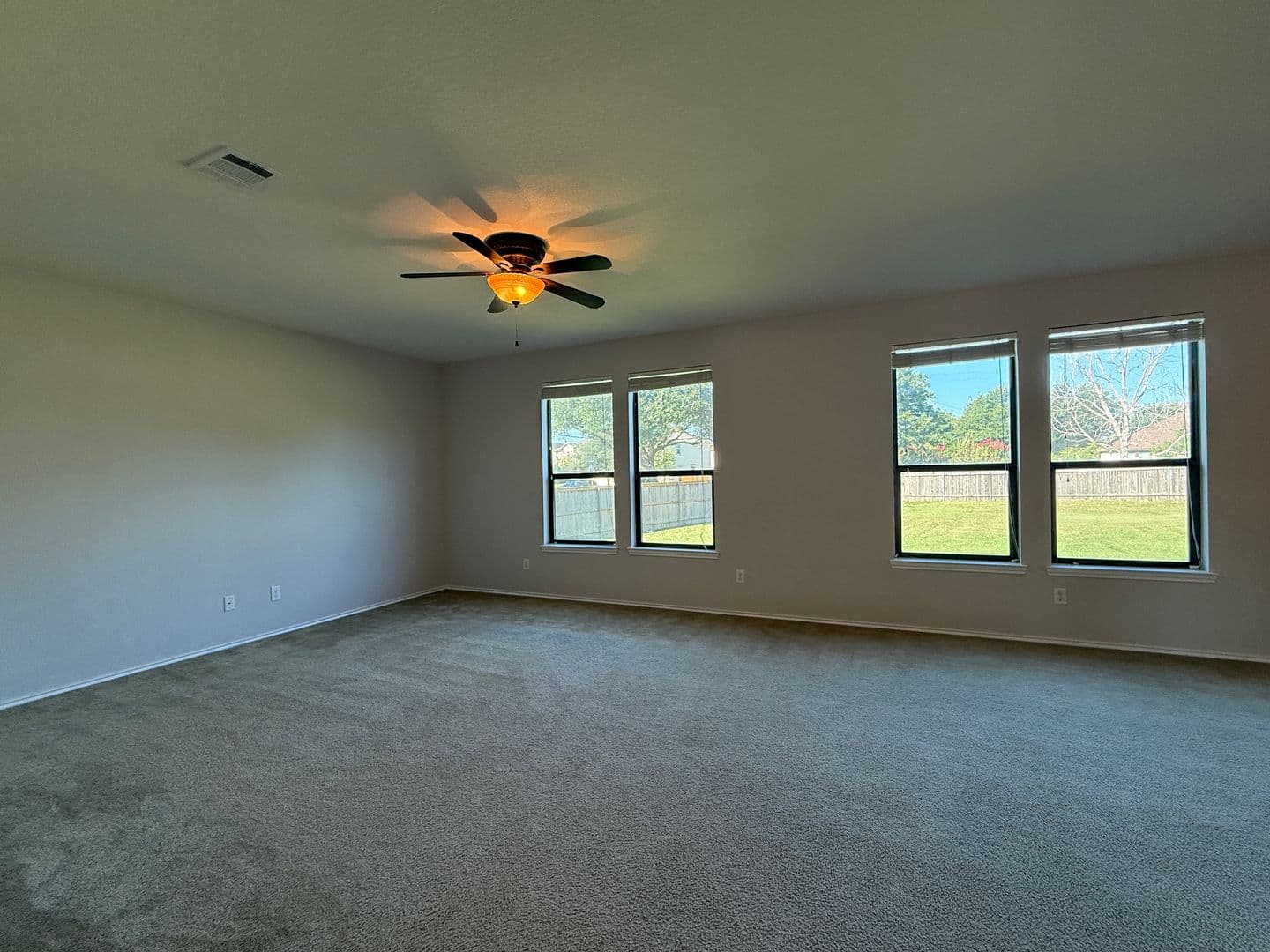 Annette's - 2250 Howry Dr - GTX 10 of 41