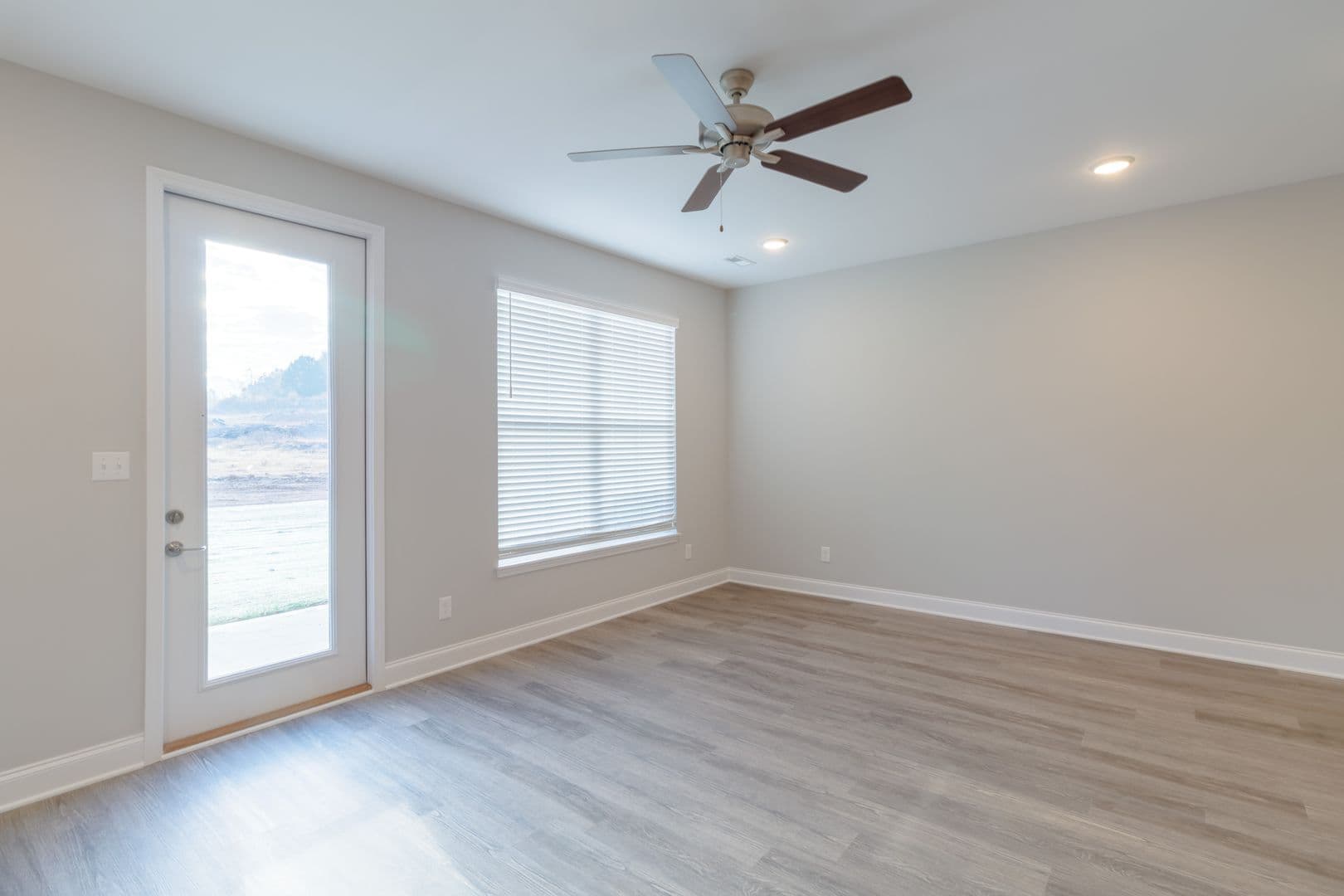 4860 Ancient Glacier Ln. (SM82) 7 of 19