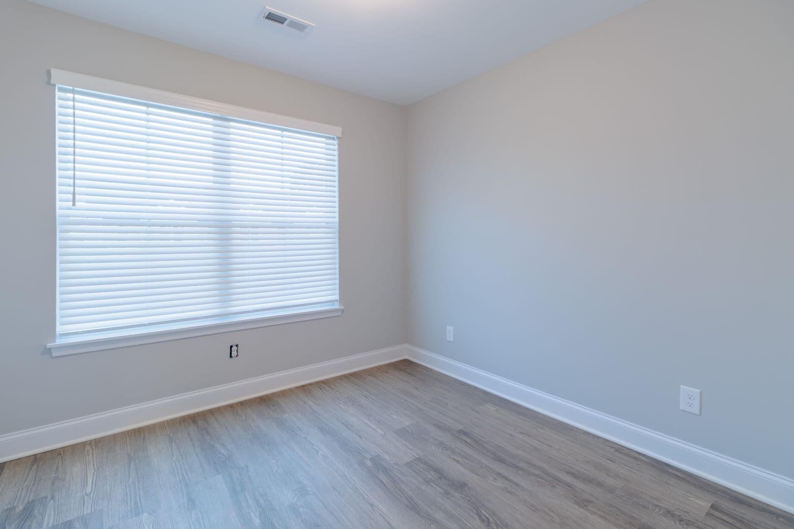 4860 Ancient Glacier Ln. (SM82) 9 of 19