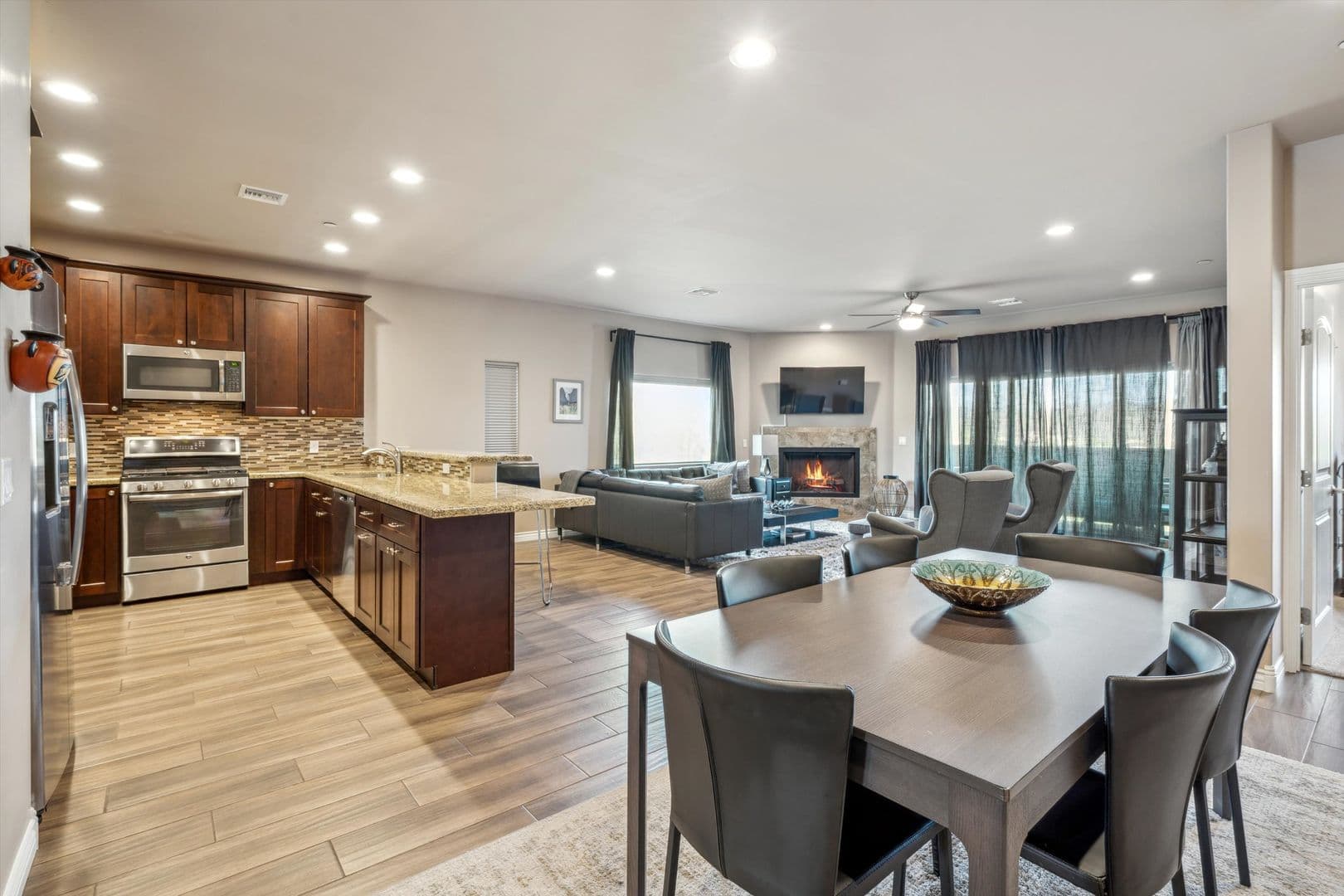 6145 E Cave Creek Rd., #102 7 of 36