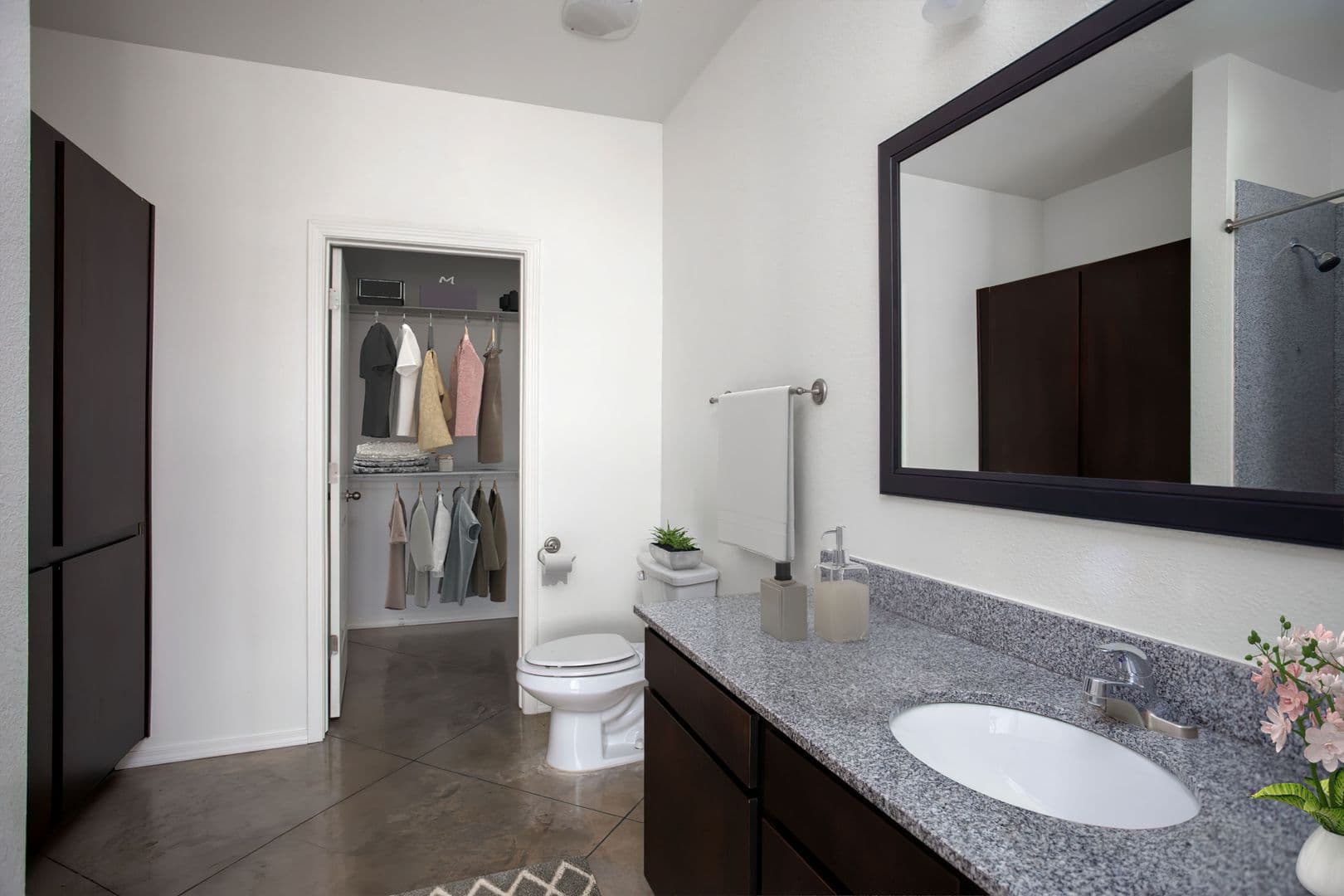 Residences at Town Square 7 of 13
