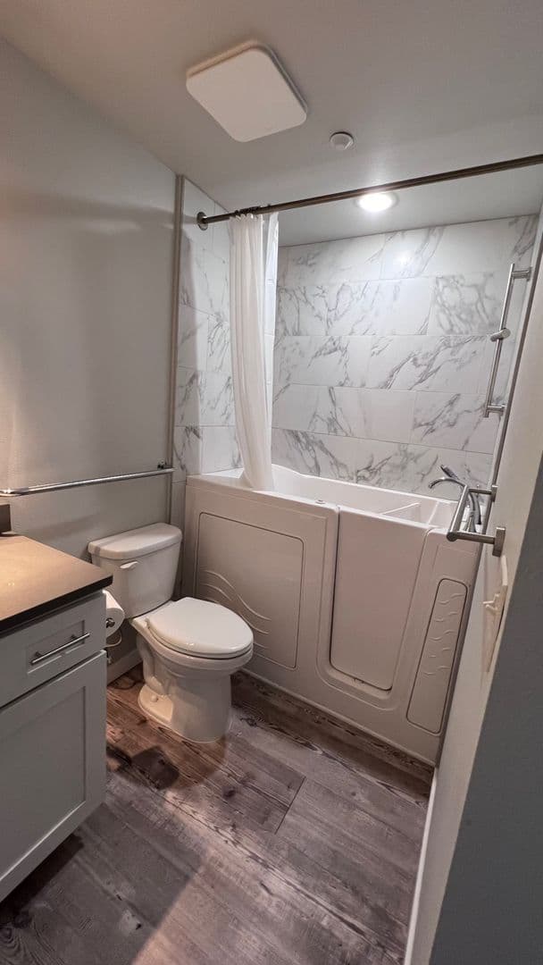 Half Off First Months Rent! Newly Renovated! 10 of 14