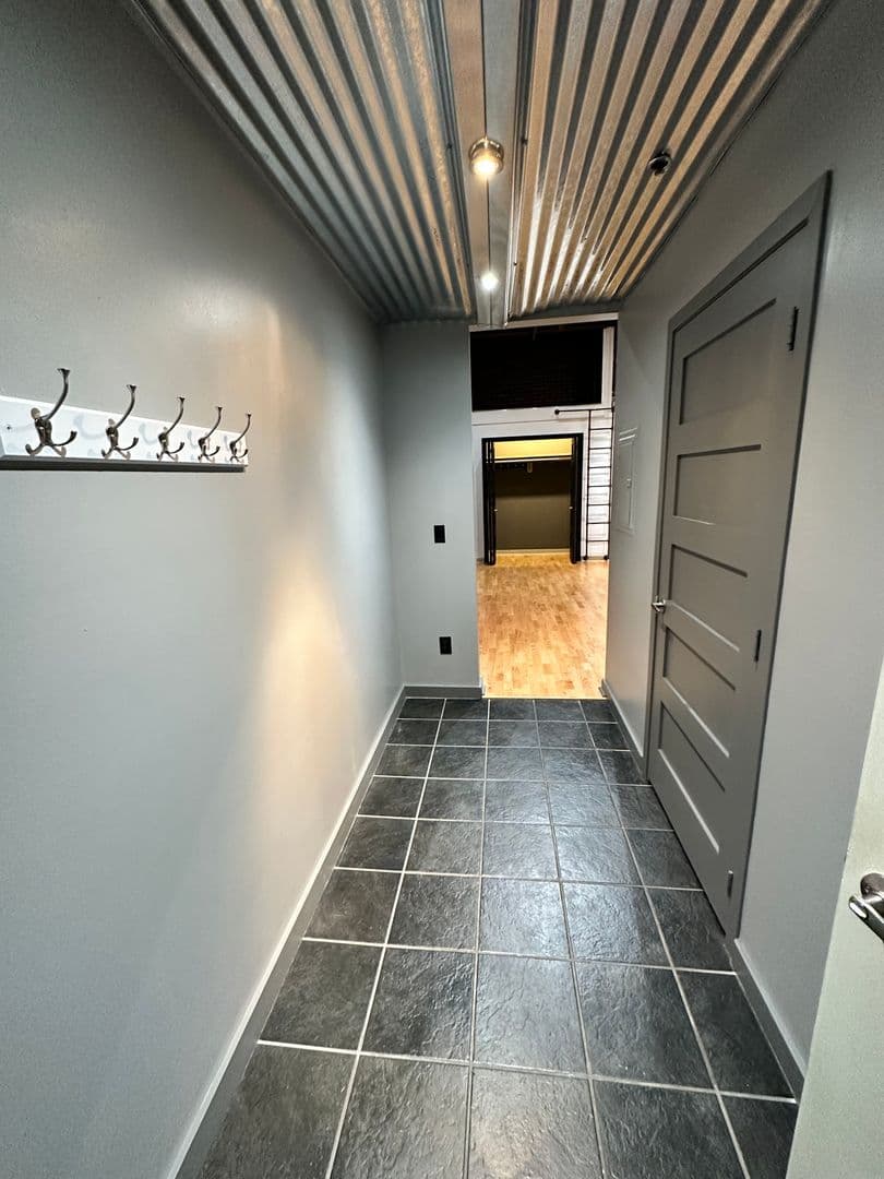 315 W Riverside Ave #305 11 of 12
