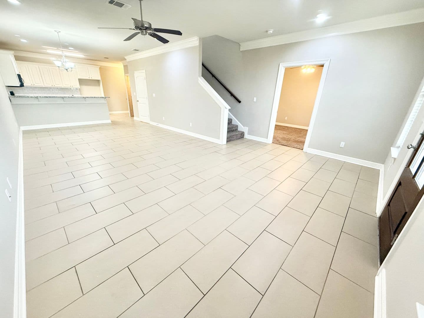 Luxury 3-bed, 2.5-bath!! 3 of 27