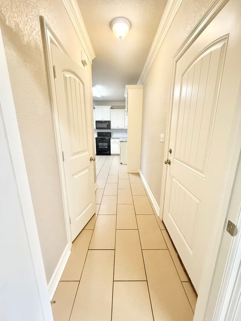 Luxury 3-bed, 2.5-bath!! 5 of 27