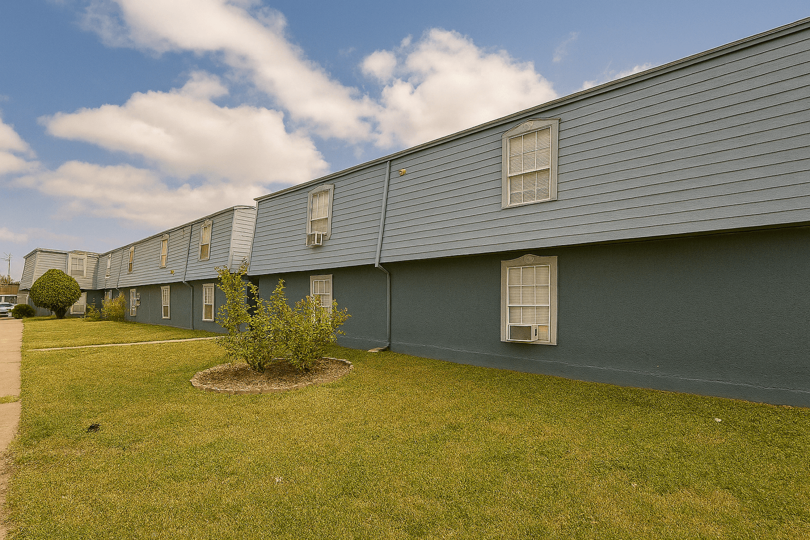 Phoenix Apartments - UR 5 of 6