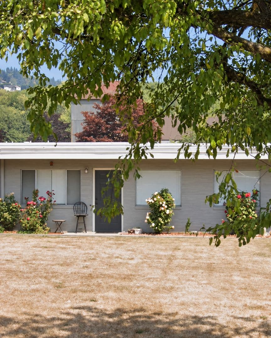 P117 - Gardenside Apartments 16 of 34