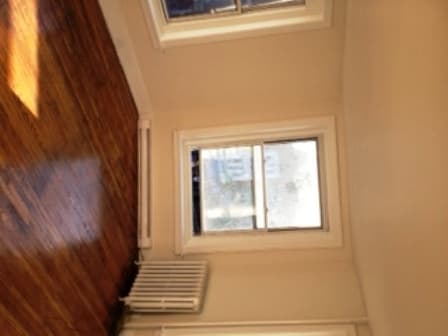 Montrose Apartments 2 of 5