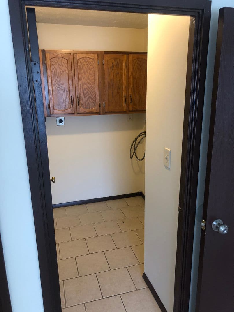 Yearling Court Apartments 8 of 11