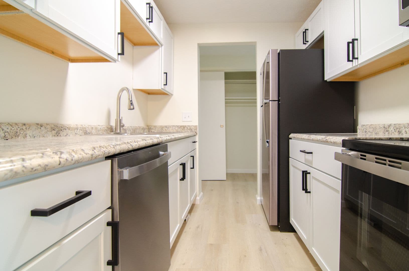 Summit Ridge Apartments 3 of 9