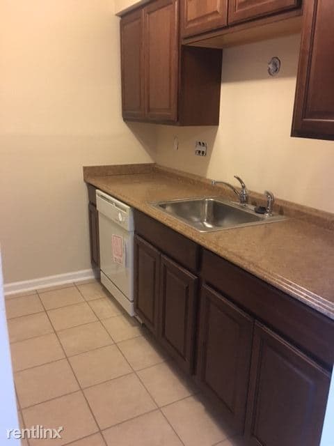 Yearling Court Apartments 2 of 11