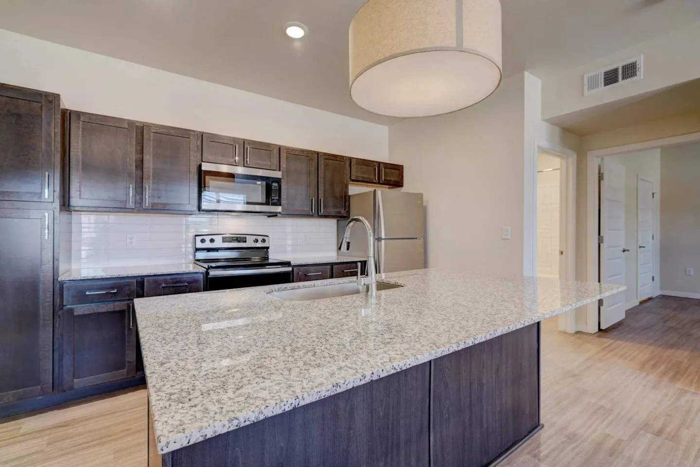 The Encore Apartments 6 of 9