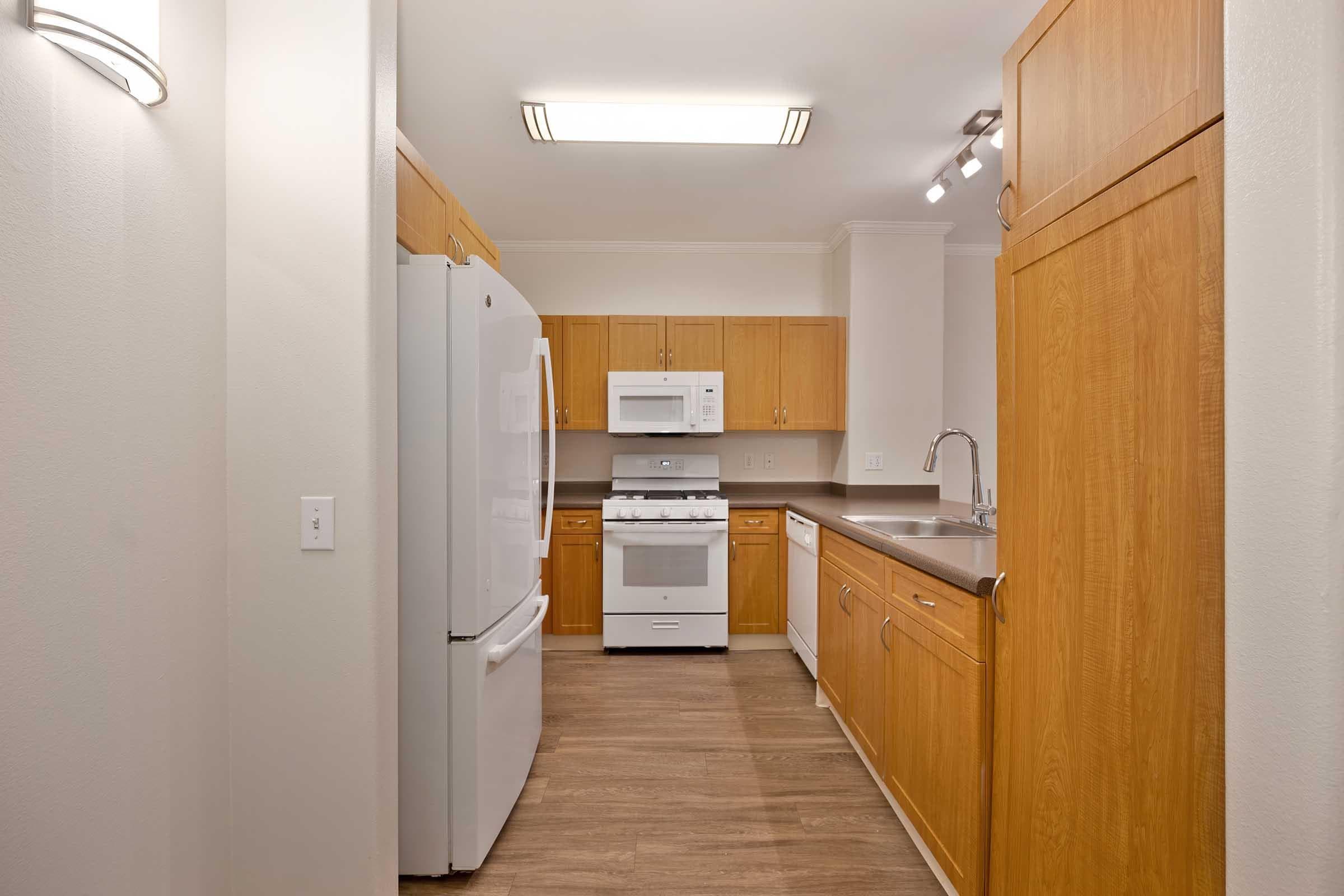 Mission Hills Apartments 2 of 8