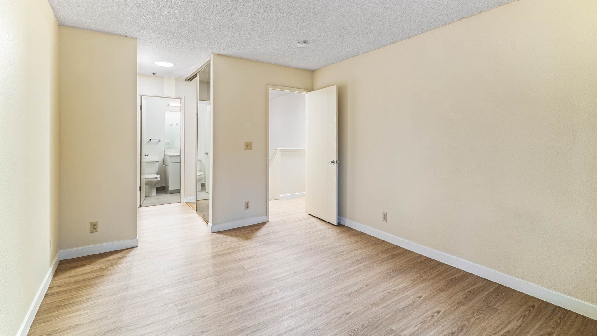 Briarwood Apartments 3 of 11