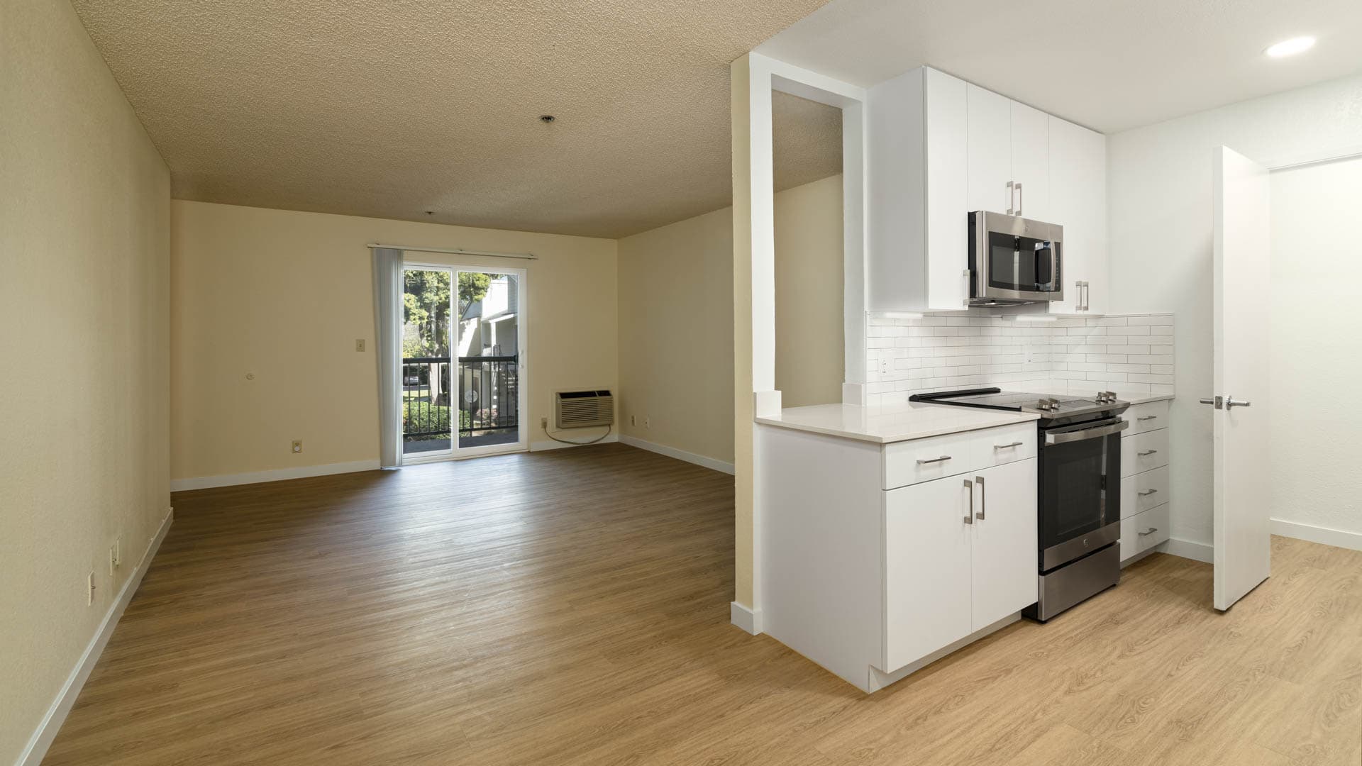 Briarwood Apartments 7 of 11