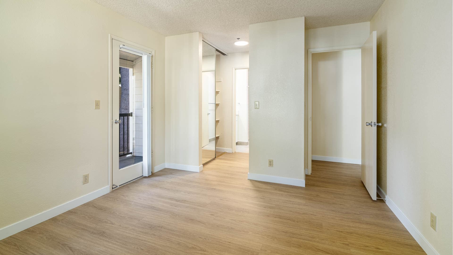Briarwood Apartments 4 of 11