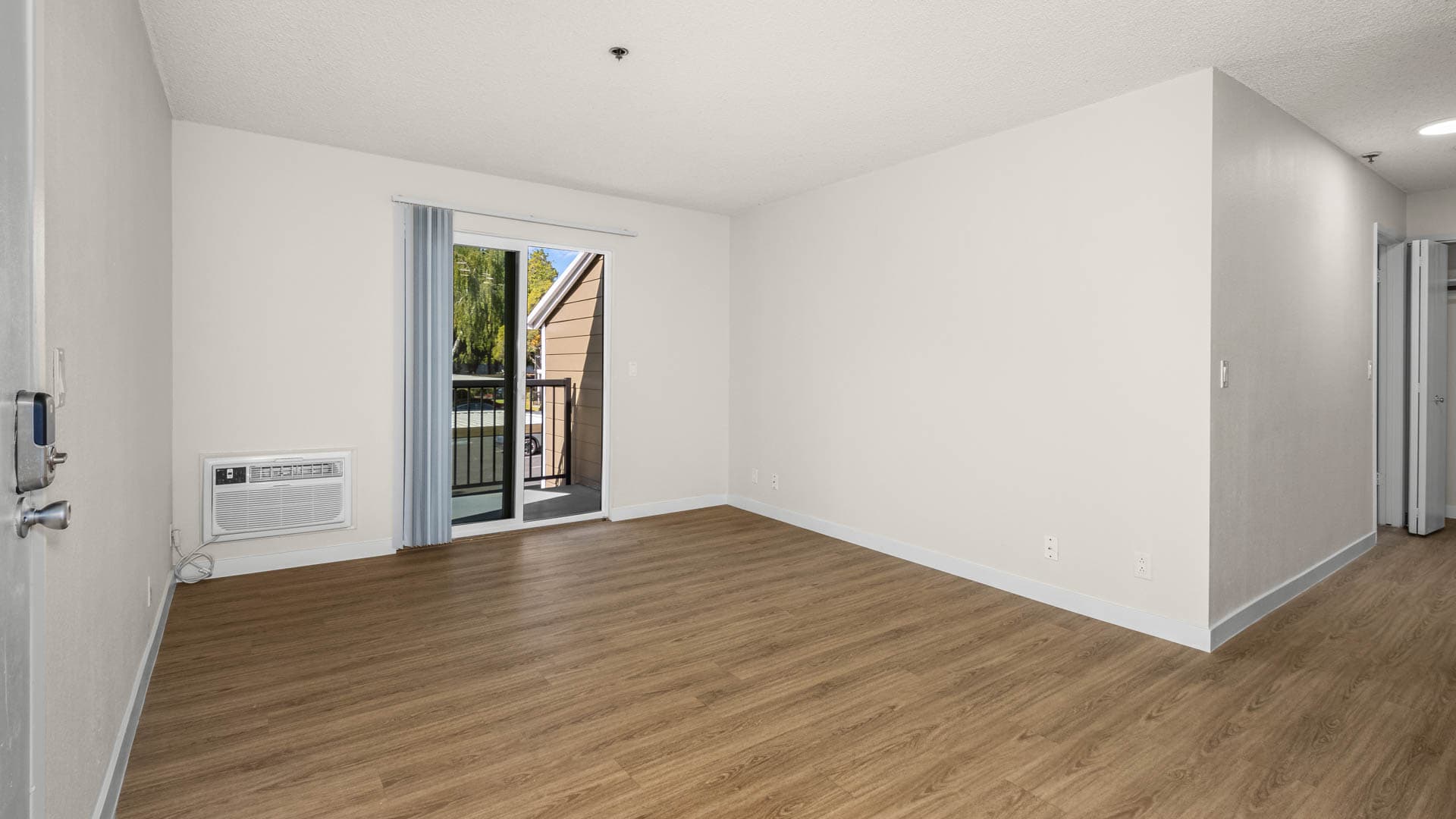 Briarwood Apartments 7 of 37