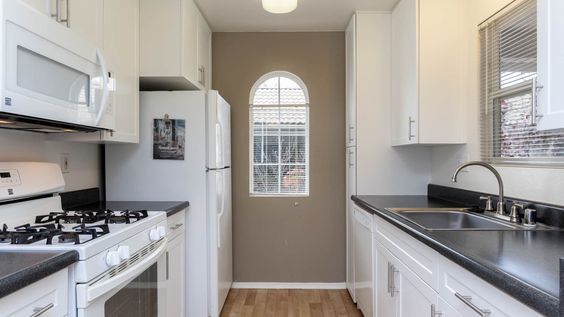 Ridgewood Village Apartments 12 of 14