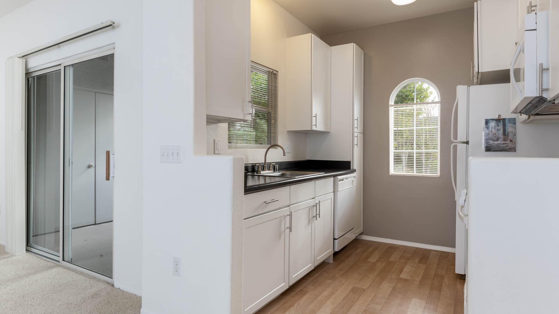 Ridgewood Village Apartments 13 of 17